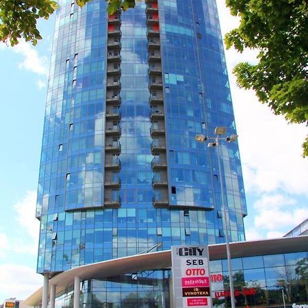 Helios Luxury Apartment In Vilnius Skyscraper Εξωτερικό φωτογραφία