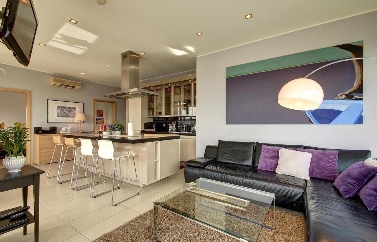 Helios Luxury Apartment In Vilnius Skyscraper Εξωτερικό φωτογραφία